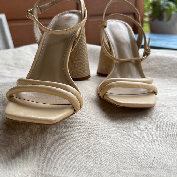 Sam Edelman Beige Strappy Heels - Picture 9 of 11